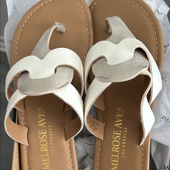Melrose Ave White and Tan Women's Sandals - Picture 4 of 8